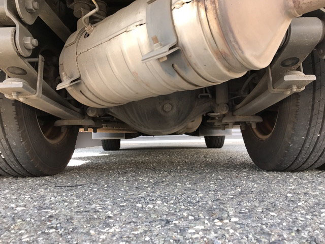 三菱ふそうキャンター平ボディ小型（2t・3t）[写真08]