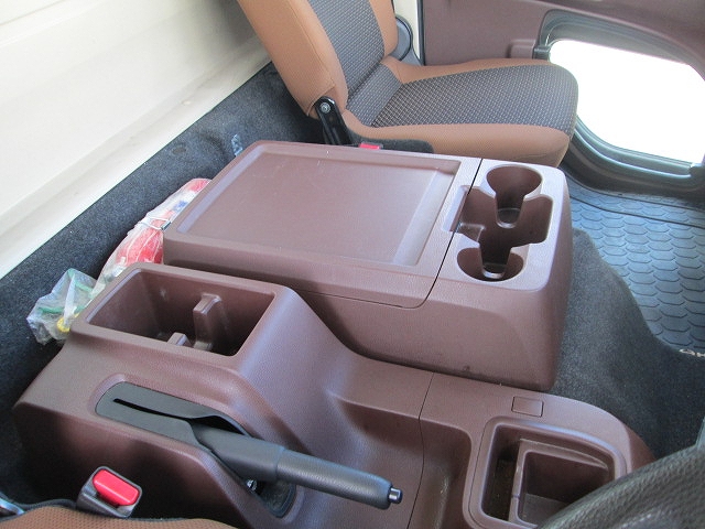 日野レンジャーアルミブロック中型（4t）[写真12]