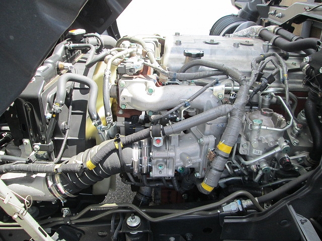 日野レンジャーアルミブロック中型（4t）[写真18]