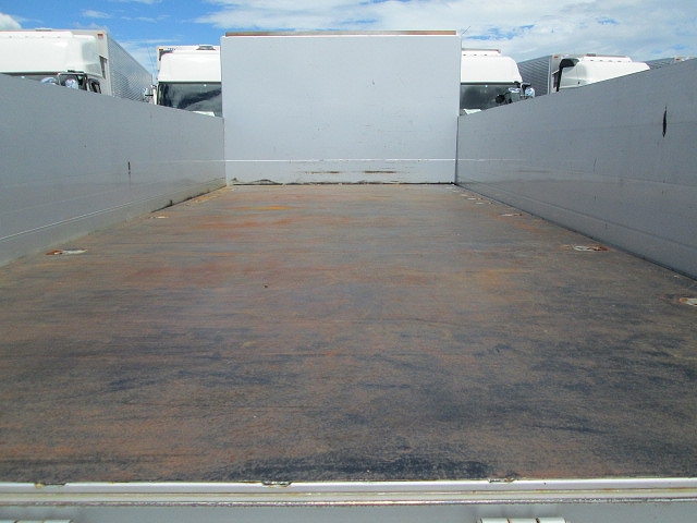 日野レンジャーアルミブロック中型（4t）[写真05]