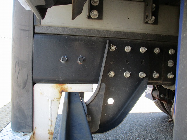 三菱ふそうキャンター冷凍車（冷蔵車）小型（2t・3t）[写真15]