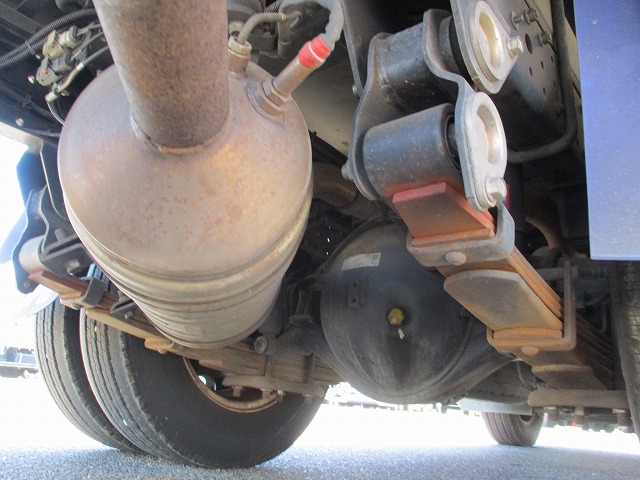 三菱ふそうキャンター冷凍車（冷蔵車）小型（2t・3t）[写真16]