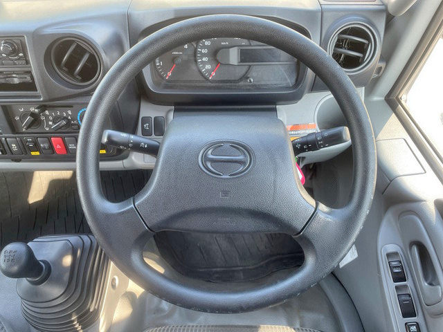 日野デュトロクレーン3段小型（2t・3t）[写真38]