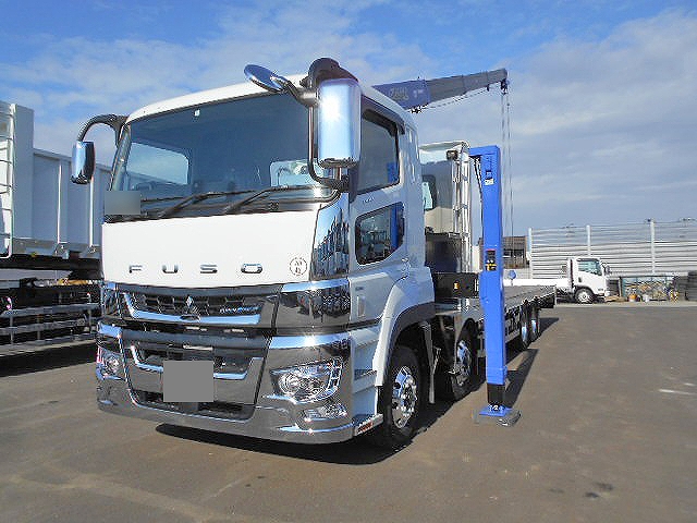 三菱ふそうスーパーグレートセルフクレーン4段大型（10t）[写真11]