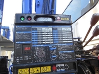 三菱ふそうスーパーグレートセルフクレーン4段大型（10t）[写真17]