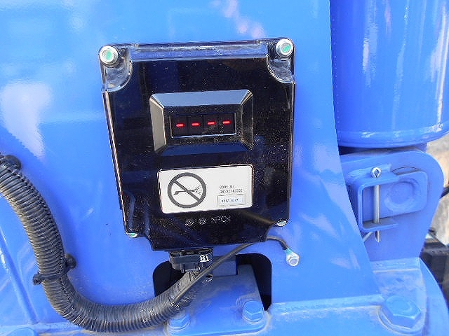 三菱ふそうスーパーグレートセルフクレーン4段大型（10t）[写真19]