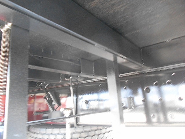 三菱ふそうスーパーグレートセルフクレーン4段大型（10t）[写真23]