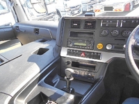 三菱ふそうスーパーグレートセルフクレーン4段大型（10t）[写真32]