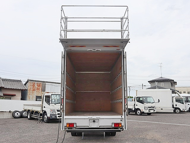 いすゞエルフアルミバン小型（2t・3t）[写真13]