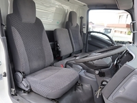 いすゞエルフアルミバン小型（2t・3t）[写真27]