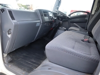 いすゞエルフアルミバン小型（2t・3t）[写真28]