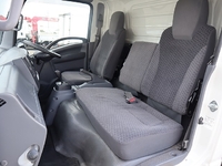 いすゞエルフアルミバン小型（2t・3t）[写真29]