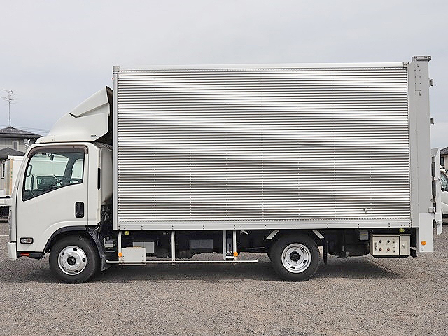 いすゞエルフアルミバン小型（2t・3t）[写真07]