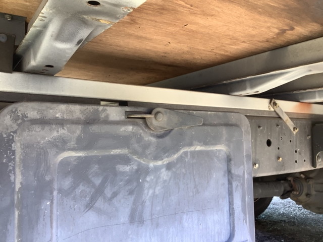 トヨタトヨエース平ボディ小型（2t・3t）[写真14]