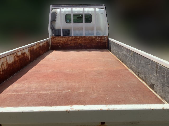 トヨタトヨエース平ボディ小型（2t・3t）[写真08]