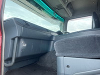 三菱ふそうスーパーグレートトレーラーヘッド（トラクターヘッド）大型（10t）[写真27]