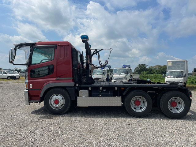 三菱ふそうスーパーグレートトレーラーヘッド（トラクターヘッド）大型（10t）[写真05]