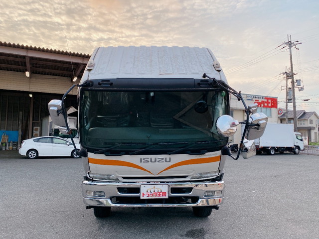 いすゞフォワードクレーン5段増トン（6t・8t）[写真10]