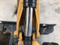 CATミニユンボ（ミニバックホー）[写真09]