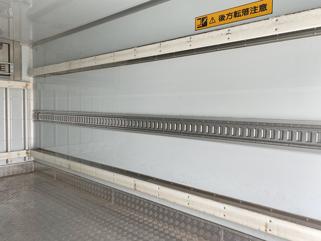 三菱ふそうキャンター冷凍車（冷蔵車）小型（2t・3t）[写真13]