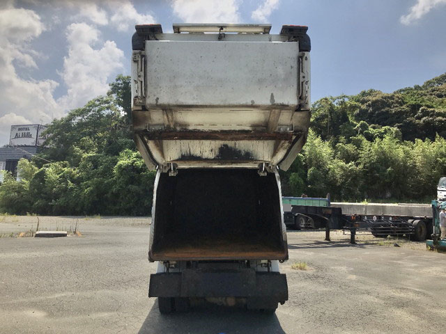 三菱ふそうキャンターパッカー車（塵芥車）小型（2t・3t）[写真12]