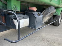 いすゞエルフパッカー車（塵芥車）小型（2t・3t）[写真20]