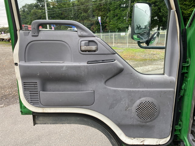 いすゞエルフパッカー車（塵芥車）小型（2t・3t）[写真27]