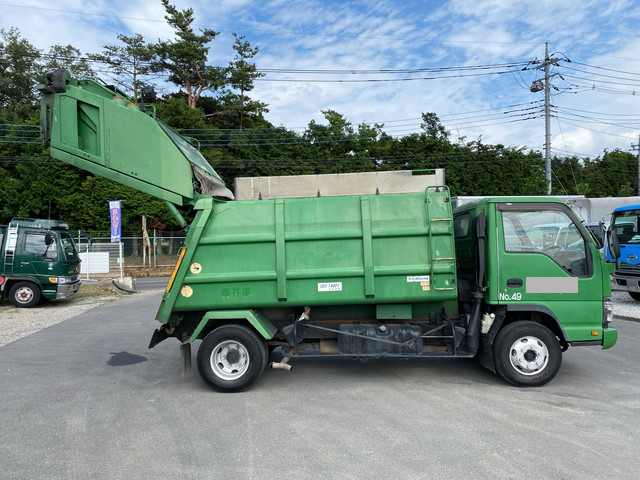いすゞエルフパッカー車（塵芥車）小型（2t・3t）[写真08]