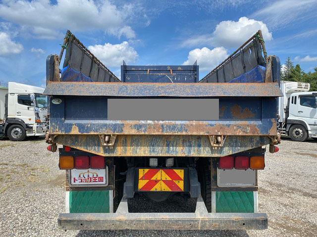 三菱ふそうスーパーグレートダンプ大型（10t）[写真11]