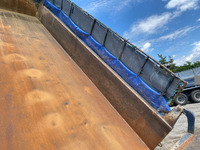 三菱ふそうスーパーグレートダンプ大型（10t）[写真16]