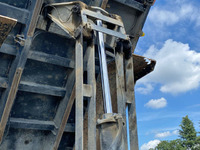 三菱ふそうスーパーグレートダンプ大型（10t）[写真17]