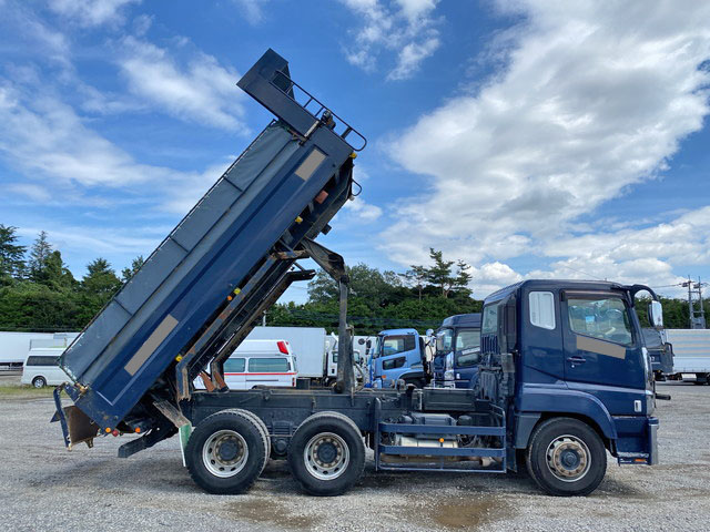 三菱ふそうスーパーグレートダンプ大型（10t）[写真08]