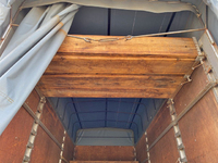 いすゞエルフオープントップバン小型（2t・3t）[写真11]