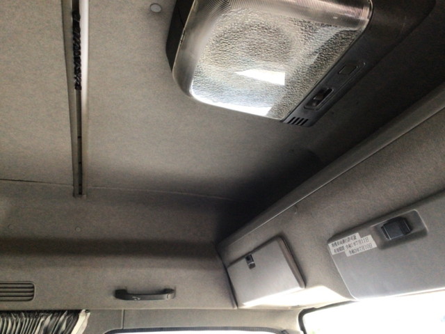 いすゞギガトレーラーヘッド（トラクターヘッド）大型（10t）[写真12]