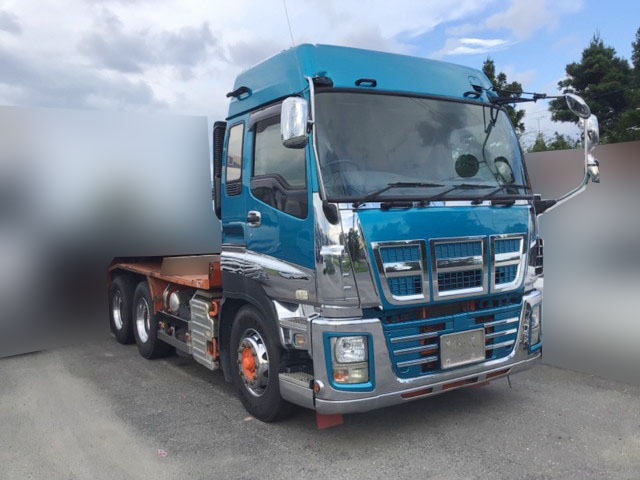 いすゞギガトレーラーヘッド（トラクターヘッド）大型（10t）[写真02]