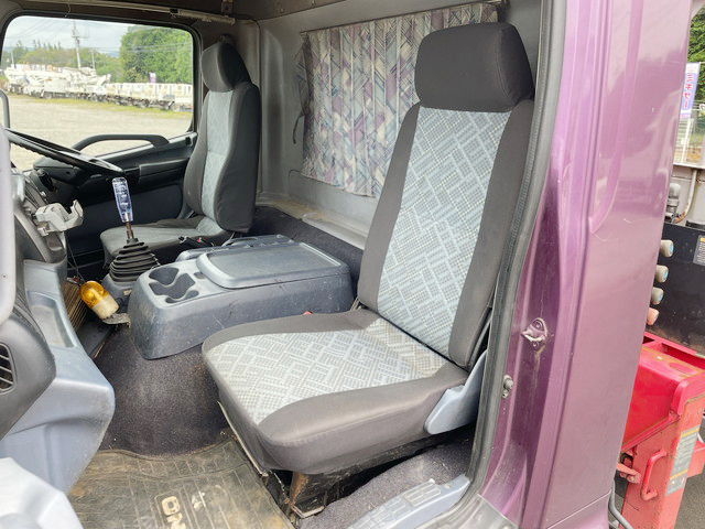 日野レンジャーユニック4段増トン（6t・8t）[写真26]