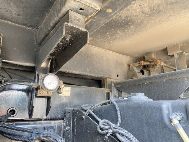 三菱ふそうスーパーグレートダンプ大型（10t）[写真20]