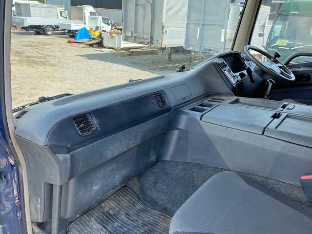 三菱ふそうスーパーグレートダンプ大型（10t）[写真31]