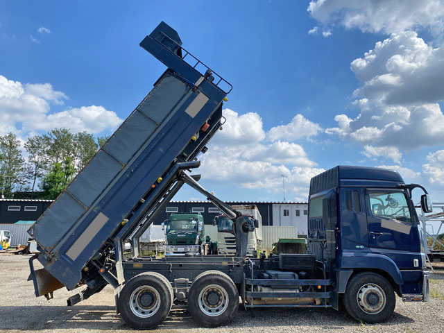 三菱ふそうスーパーグレートダンプ大型（10t）[写真08]