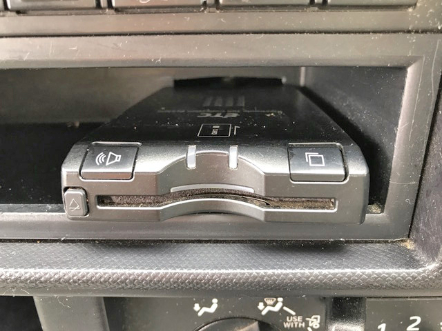 日野デュトロパネルバン小型（2t・3t）[写真37]