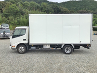 日野デュトロパネルバン小型（2t・3t）[写真06]