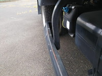 三菱ふそうキャンター平ボディ小型（2t・3t）[写真13]