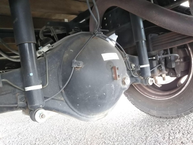 三菱ふそうキャンター平ボディ小型（2t・3t）[写真20]