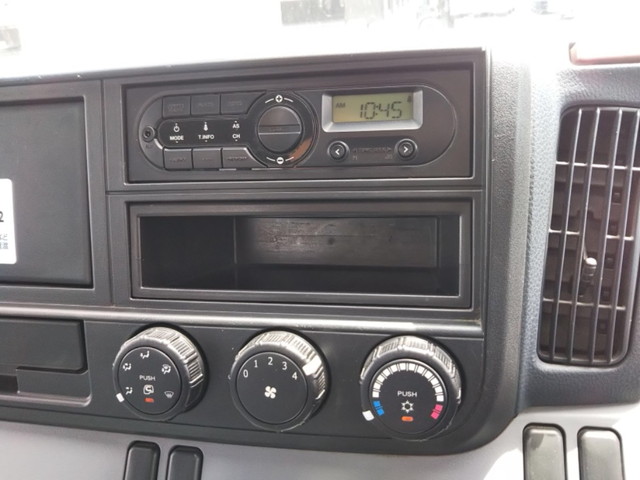 三菱ふそうキャンター平ボディ小型（2t・3t）[写真34]