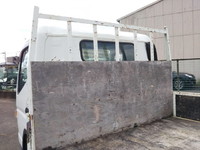 三菱ふそうキャンター平ボディ小型（2t・3t）[写真07]