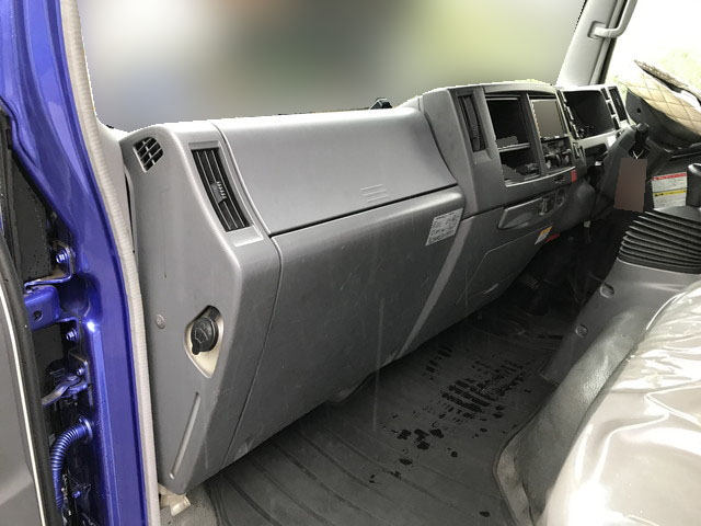 いすゞエルフクレーン4段小型（2t・3t）[写真14]