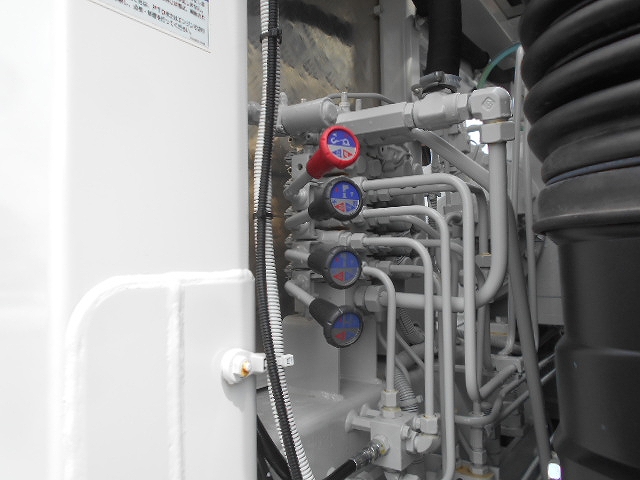 三菱ふそうスーパーグレートセルフローダー大型（10t）[写真10]