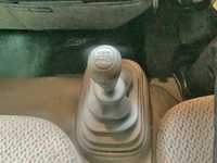 トヨタダイナダブルキャブ・クレーン付小型（2t・3t）[写真17]