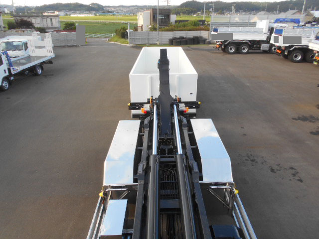 三菱ふそうスーパーグレートアームロール大型（10t）[写真17]