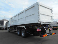 三菱ふそうスーパーグレートアームロール大型（10t）[写真02]